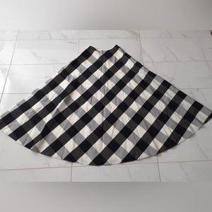 Cache maxi long skirt /  Checked color block (beige, black,  & gray)  / Size: 2